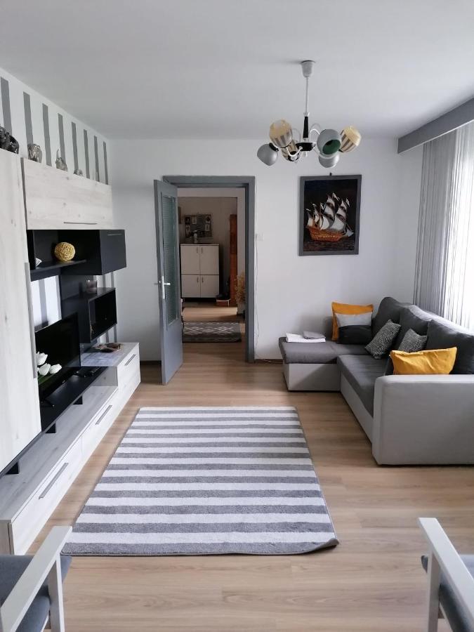 Apartament Alexia Διαμέρισμα Orşova Εξωτερικό φωτογραφία